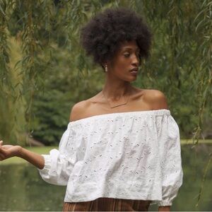 House of Aama eyelet top XS